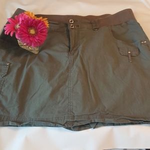 Lane Bryant skirt w/shorts underneath